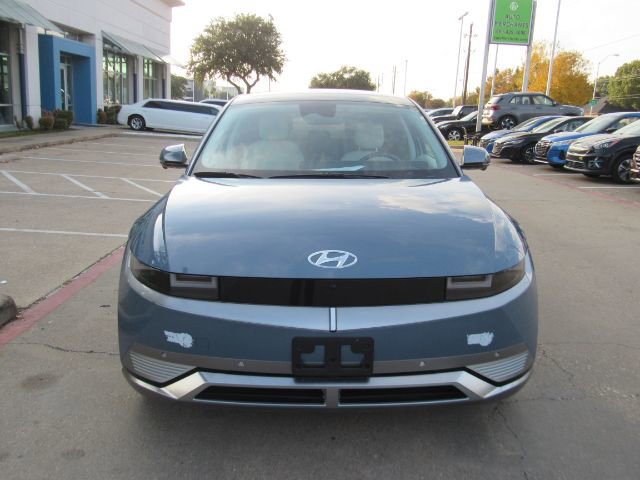 Used 2023 Hyundai Ioniq 5 Limited image 2