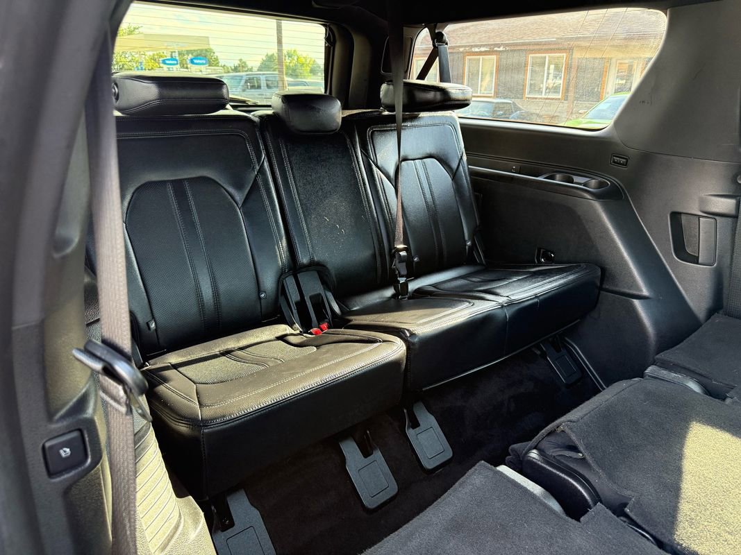 Used 2019 Ford Expedition Max Limited image 32