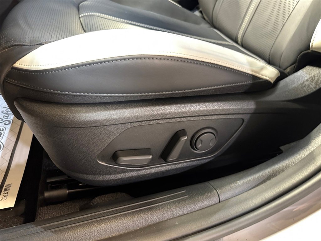 Certified 2025 Kia K5 GT-Line w/ GT-Line Premium Package image 13