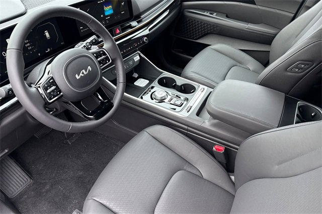 New 2026 Kia Carnival SX Prestige image 11