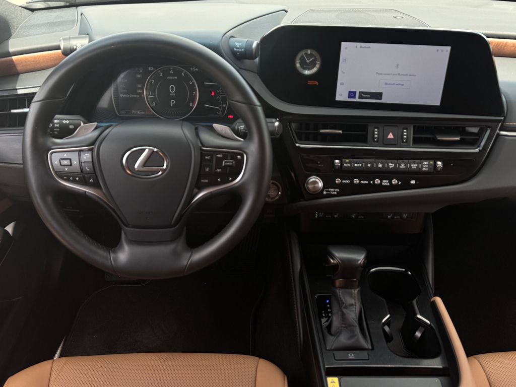 Used 2025 Lexus ES 350 w/ Premium Package image 11