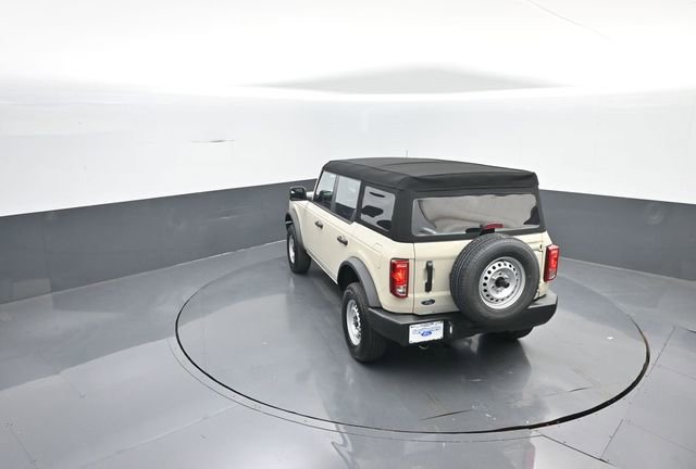 New 2025 Ford Bronco 4-Door image 22