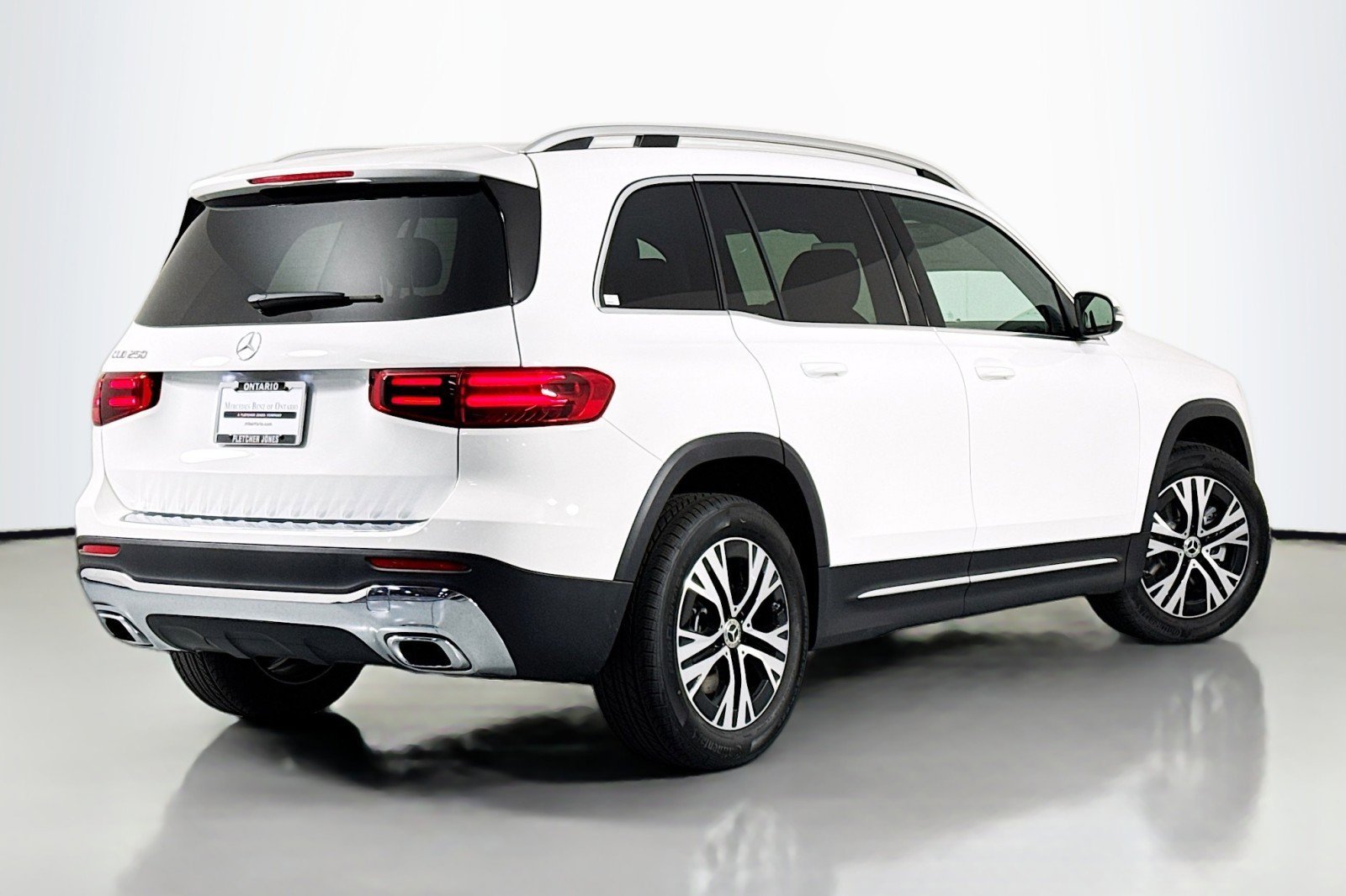 New 2026 Mercedes-Benz GLB 250 image 11