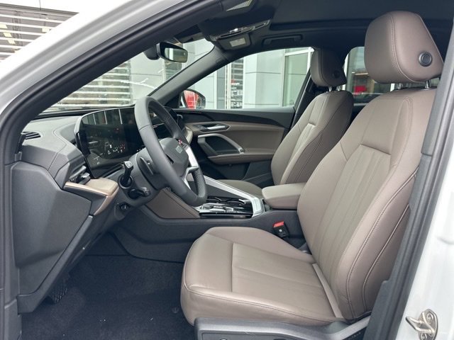 New 2025 Audi Q5 Premium image 11