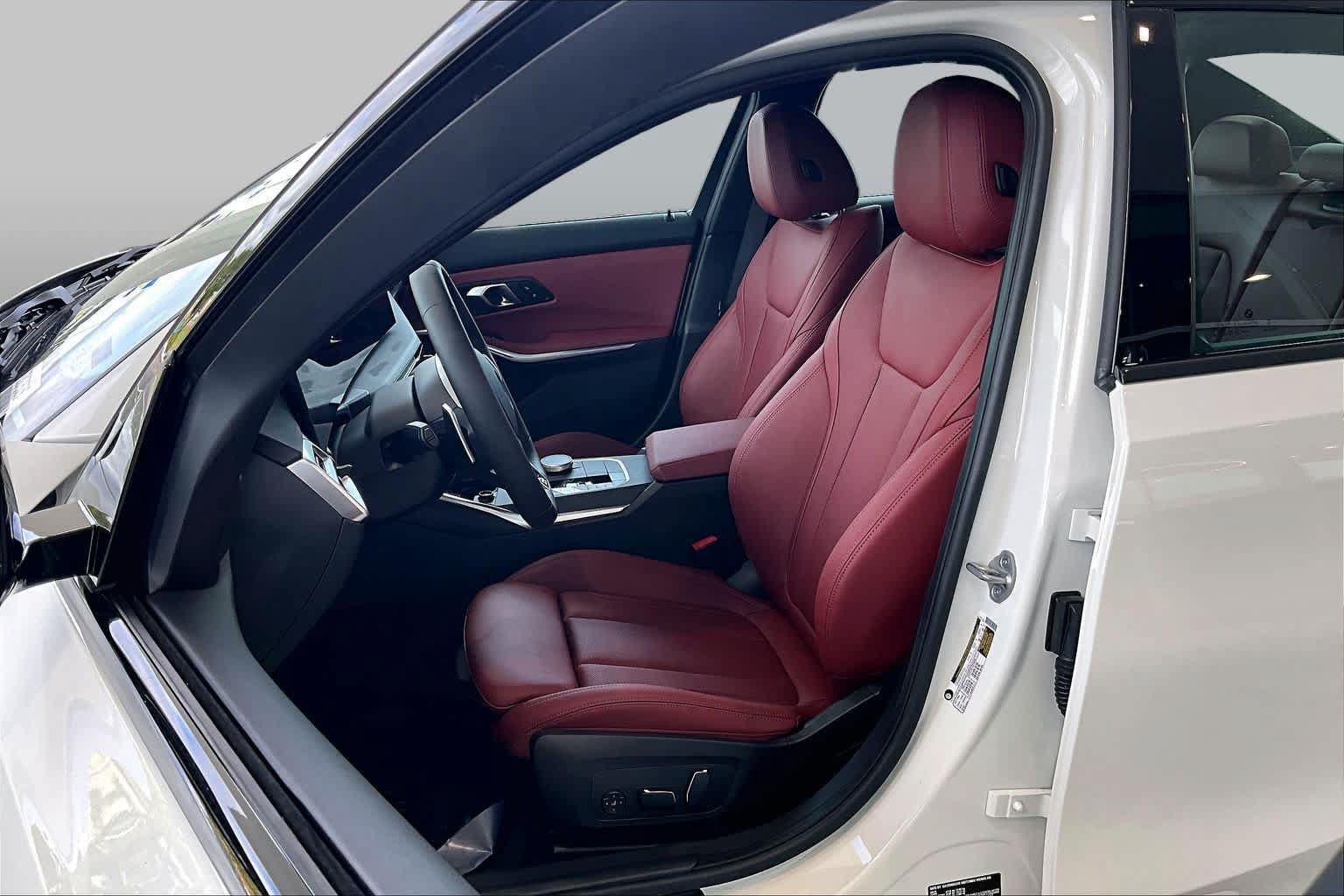 New 2026 BMW 330i Sedan w/ M Sport Package RWD image 9