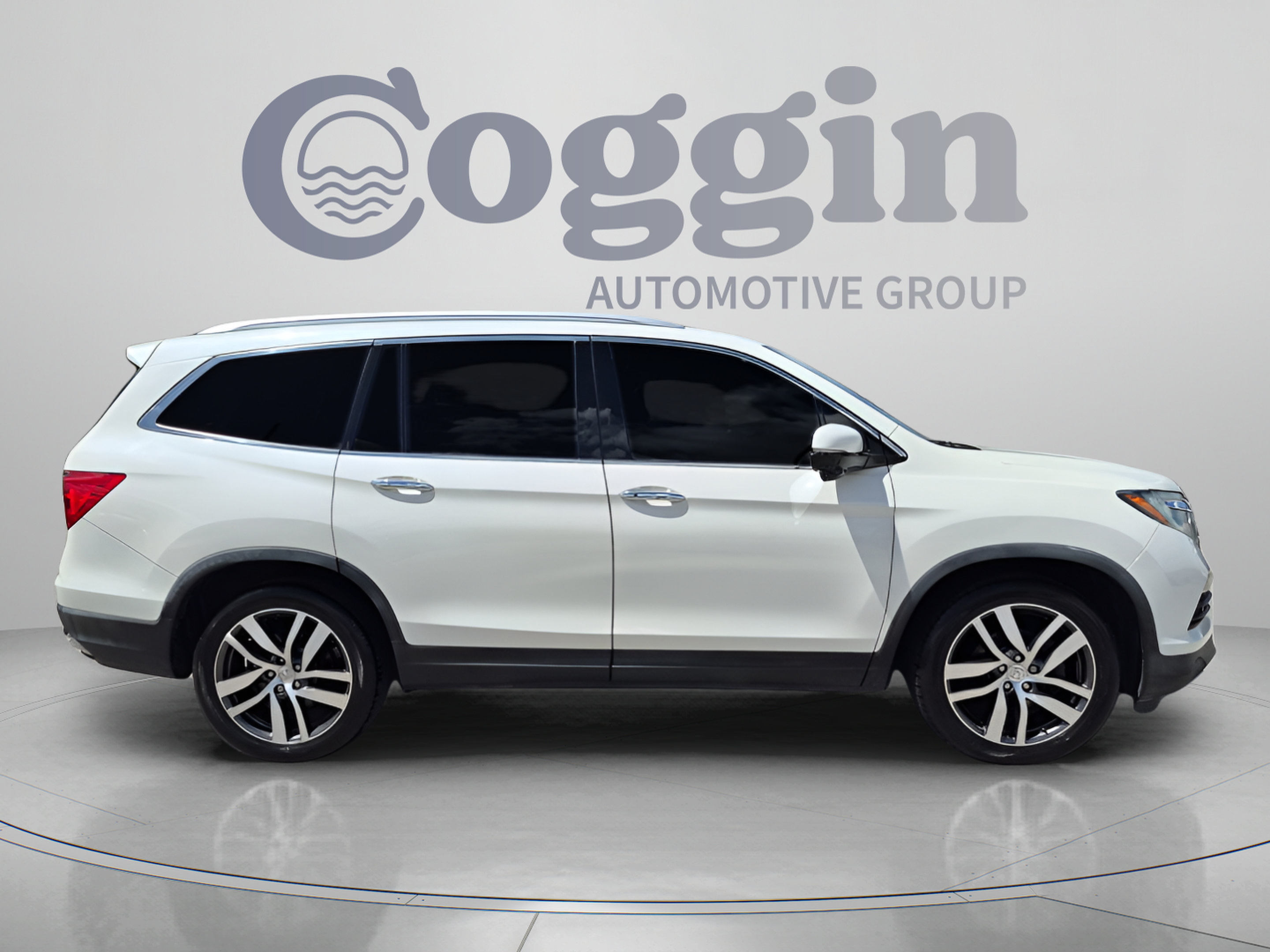 Used 2016 Honda Pilot Touring image 6