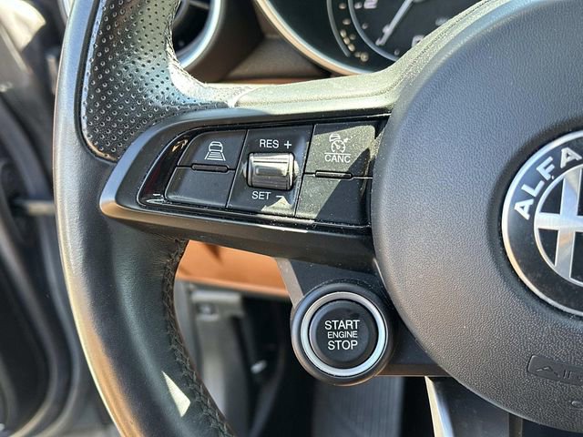 Used 2021 Alfa Romeo Giulia Sprint w/ Nero Edizione image 29