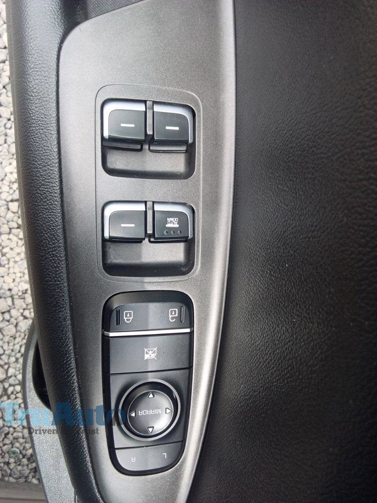 Used 2018 Kia Optima LX FWD image 21
