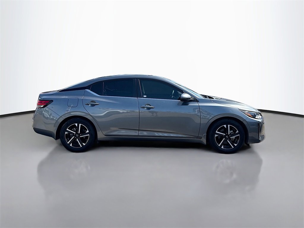 Used 2024 Nissan Sentra SV image 8
