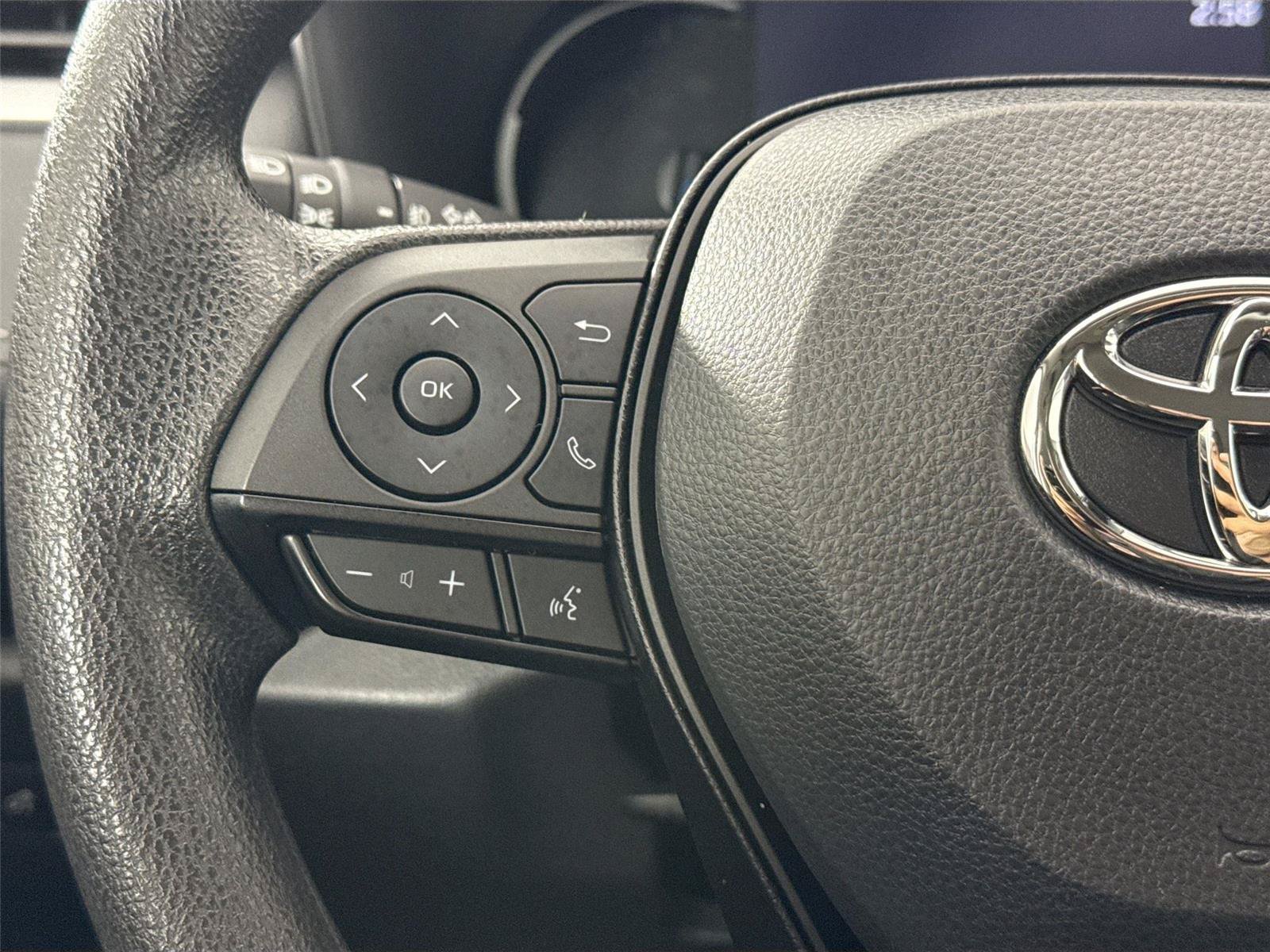 Certified 2023 Toyota RAV4 AWD Hybrid image 17