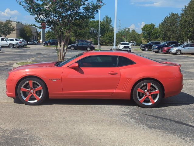 Used 2011 Chevrolet Camaro SS w/ Interior Accent Trim Package RWD image 4