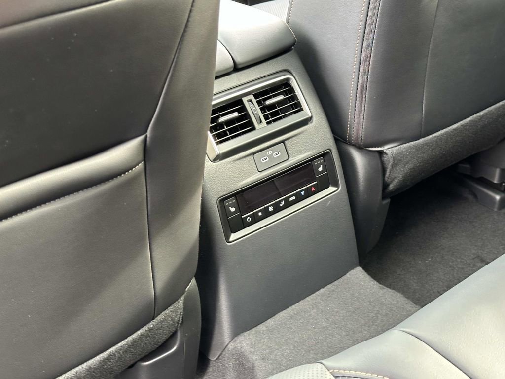 New 2025 MAZDA CX-70 3.3 Turbo S w/ Premium Package image 17