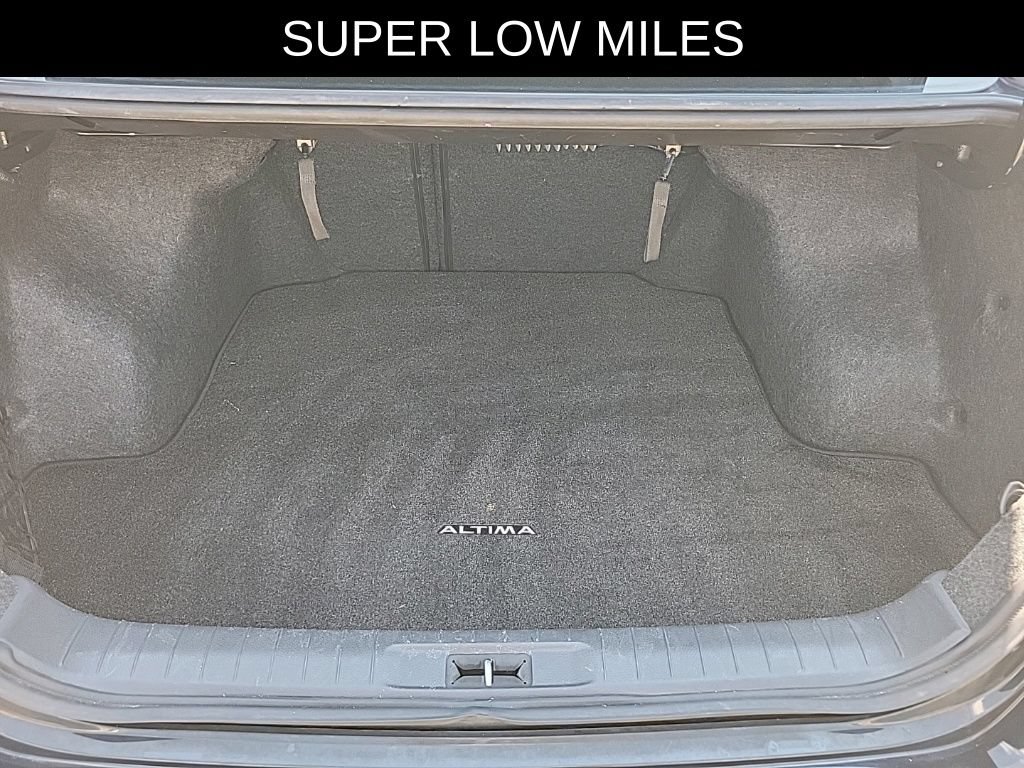 Used 2013 Nissan Altima 2.5 SL FWD image 6