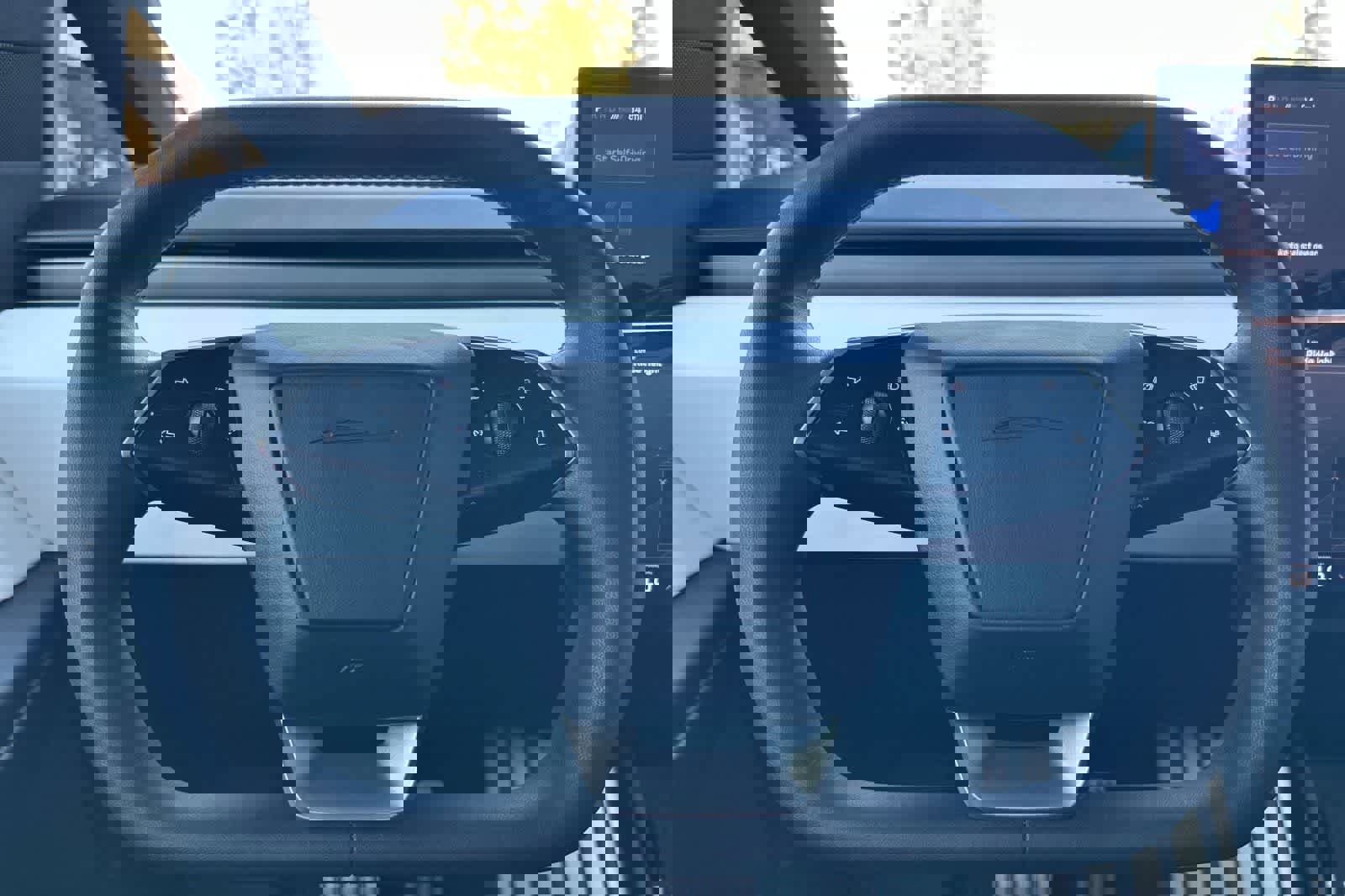 Used 2024 Tesla Cybertruck AWD Crew Cab image 27