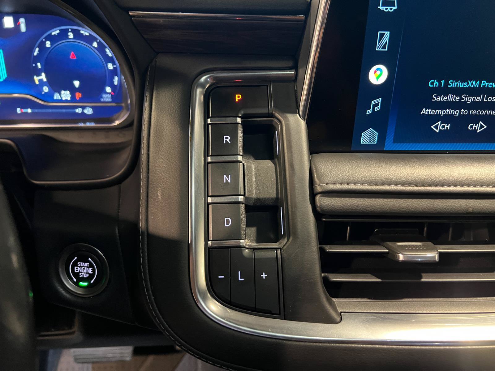 Used 2022 Chevrolet Tahoe Z71 AWD/4WD image 14