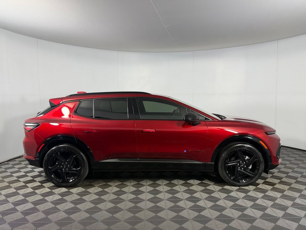 Used 2025 Chevrolet Equinox EV RS FWD image 5