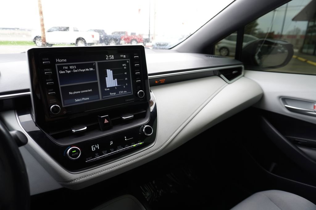 Used 2021 Toyota Corolla SE image 19
