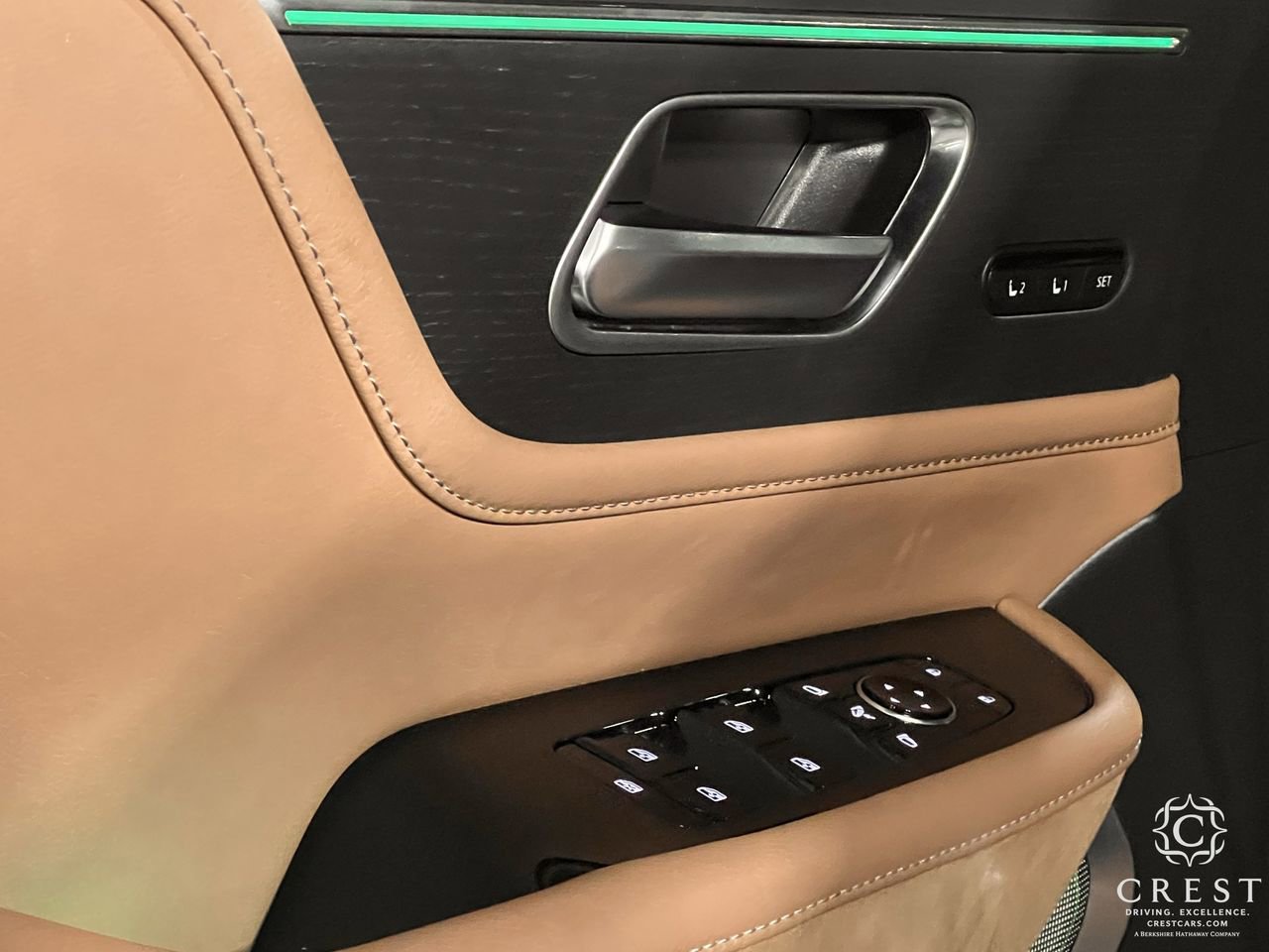 Used 2025 INFINITI QX80 Sensory w/ Exterior Package image 24