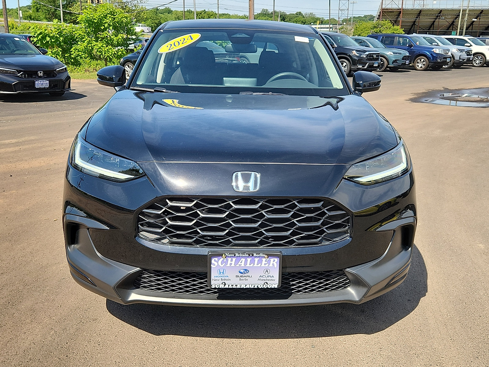 Used 2024 Honda HR-V LX image 2