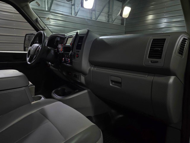 Used 2018 Nissan NV 2500 SV w/ Navigation Package image 14