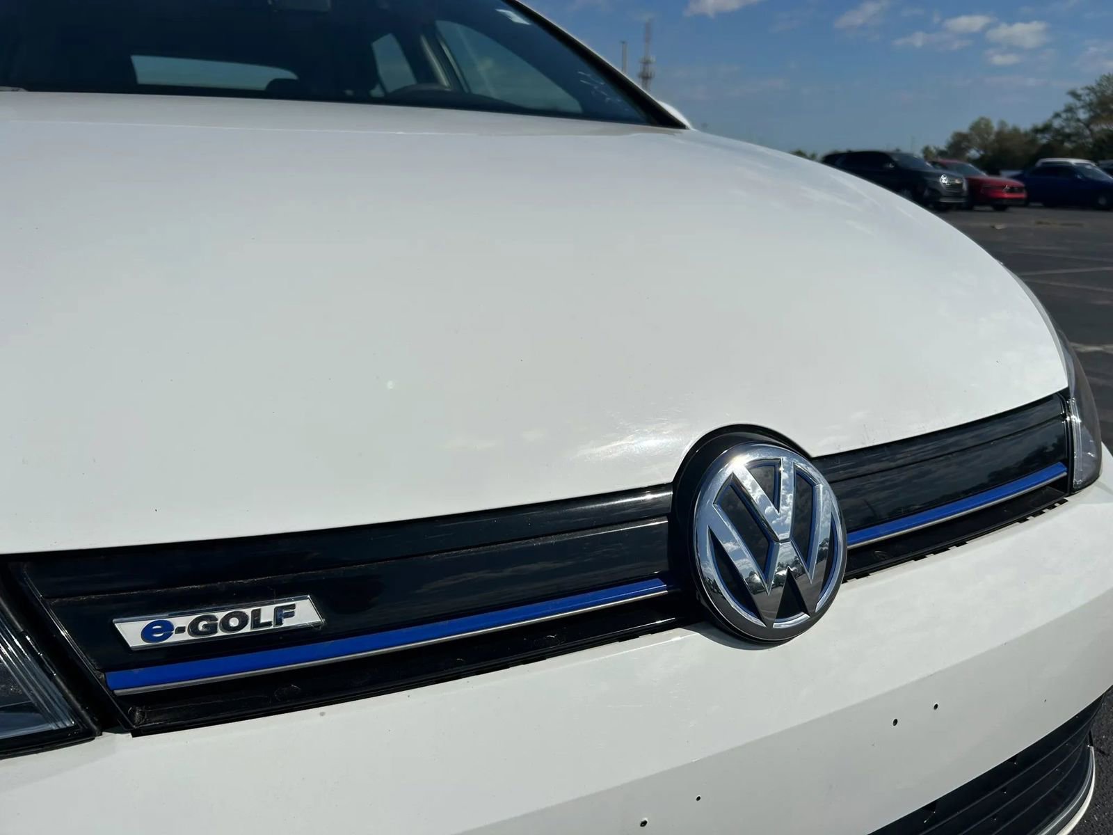 Used 2016 Volkswagen e-Golf SE FWD image 18