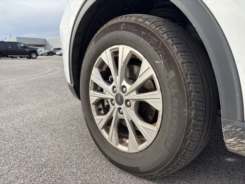 Used 2025 Ford Escape Active image 13