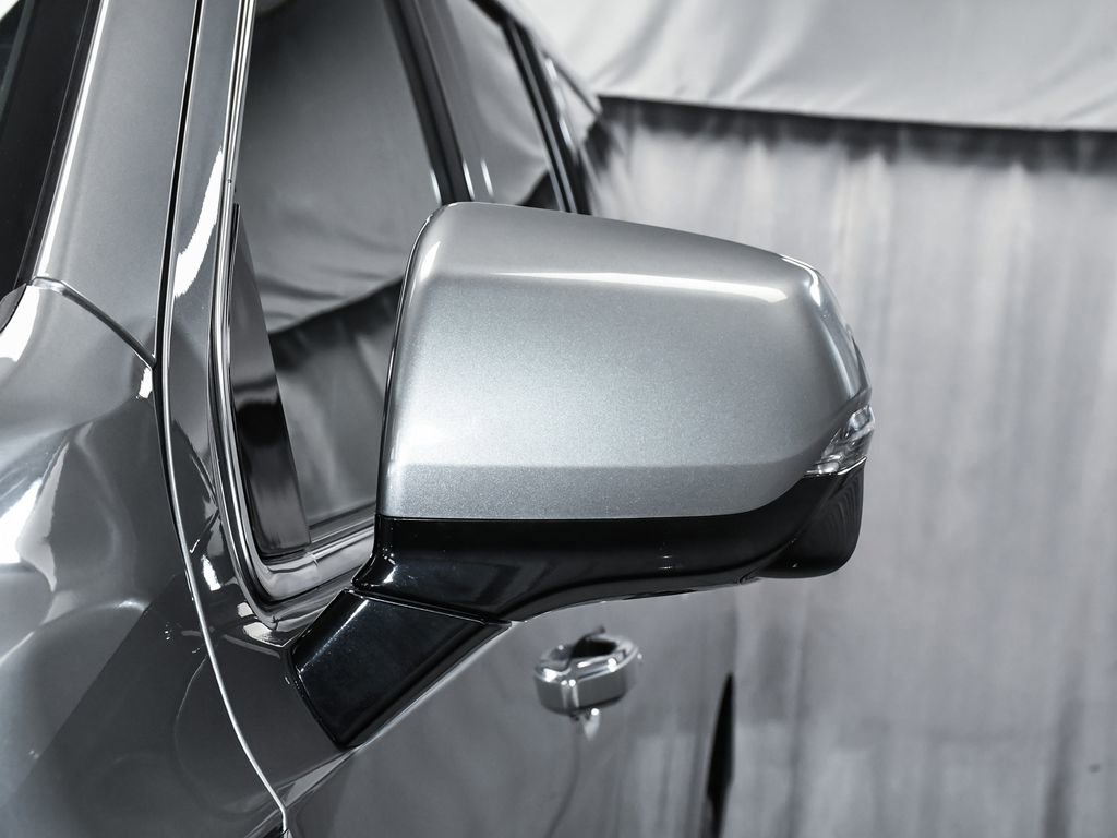 Used 2023 GMC Yukon XL SLT w/ SLT Premium Package image 76