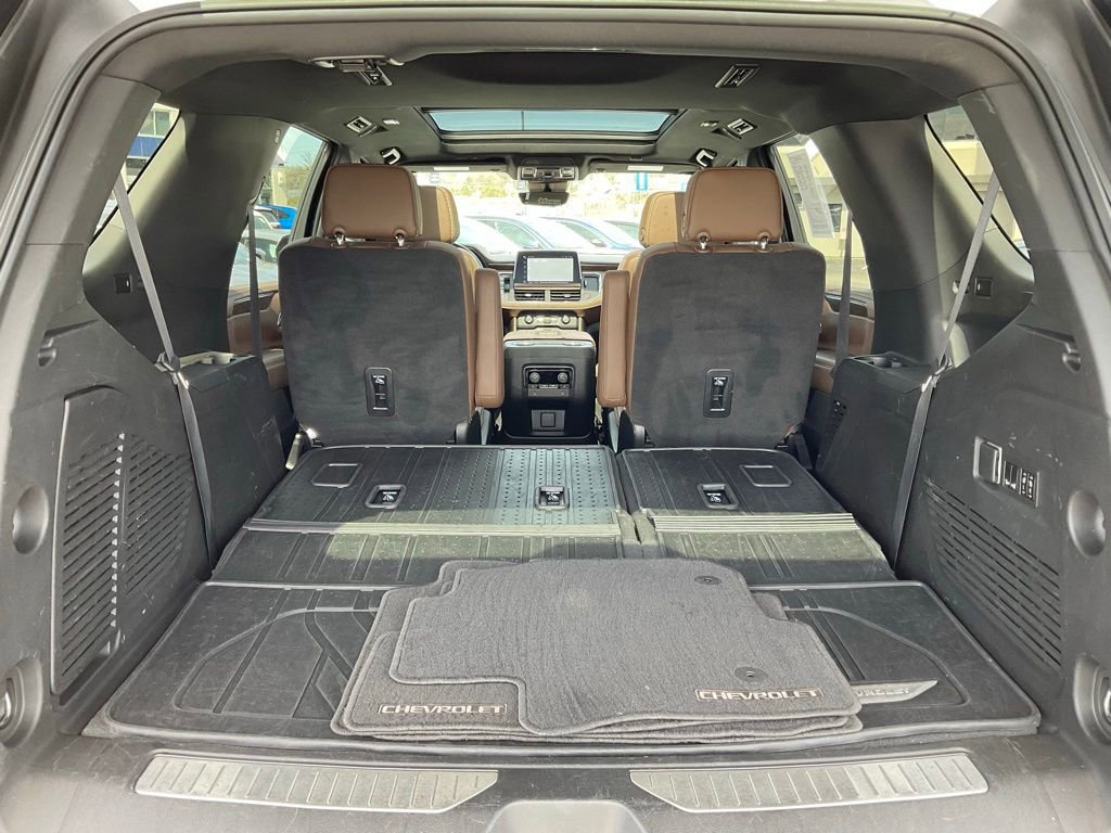 Used 2023 Chevrolet Tahoe High Country AWD/4WD image 27