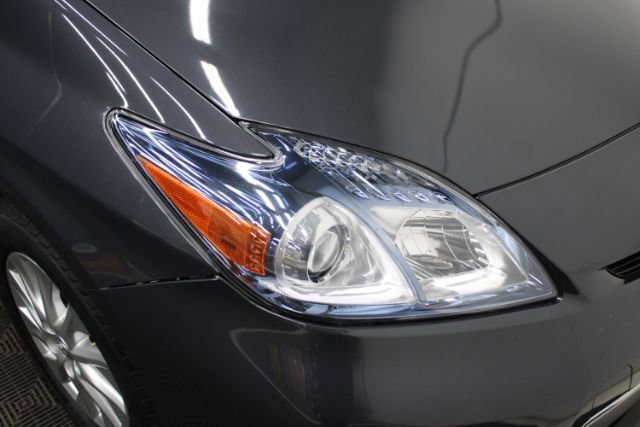 Used 2015 Toyota Prius Prime Plug-In Hybrid image 25