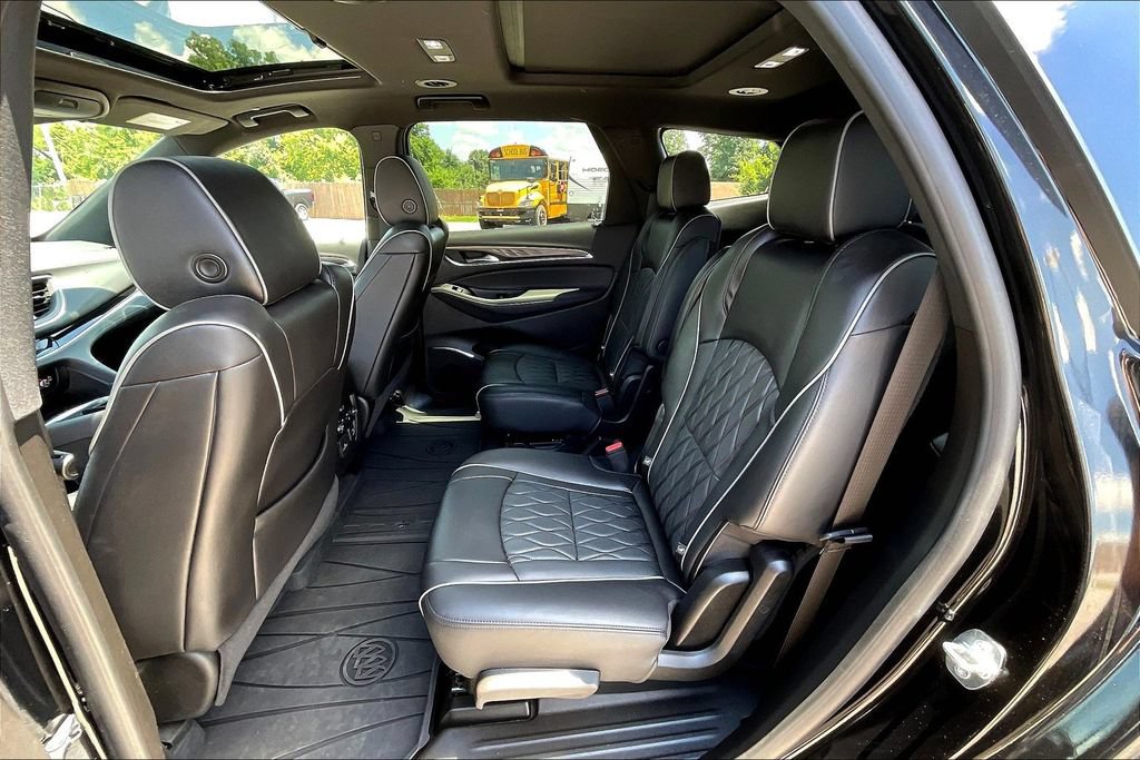 Used 2023 Buick Enclave Avenir w/ Trailering Package, 5000 lbs. AWD/4WD image 7