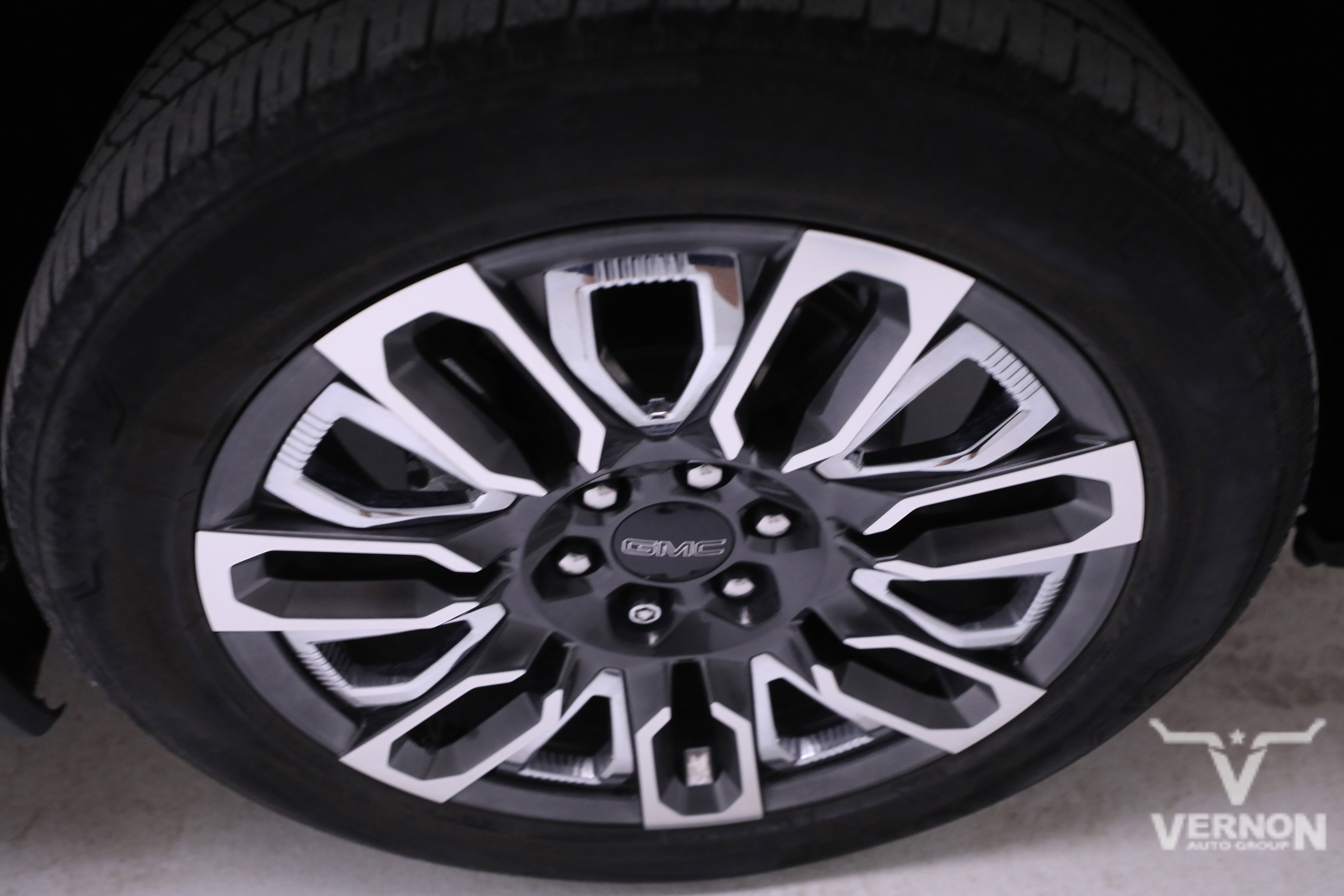 Used 2023 GMC Sierra 1500 Denali Ultimate image 33