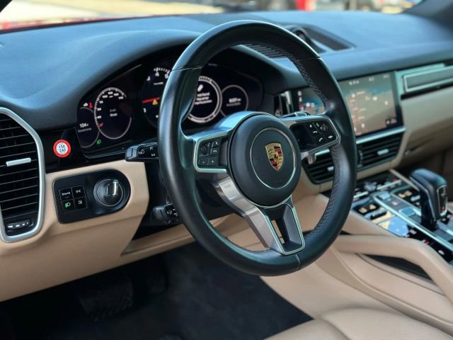 Used 2021 Porsche Cayenne image 26