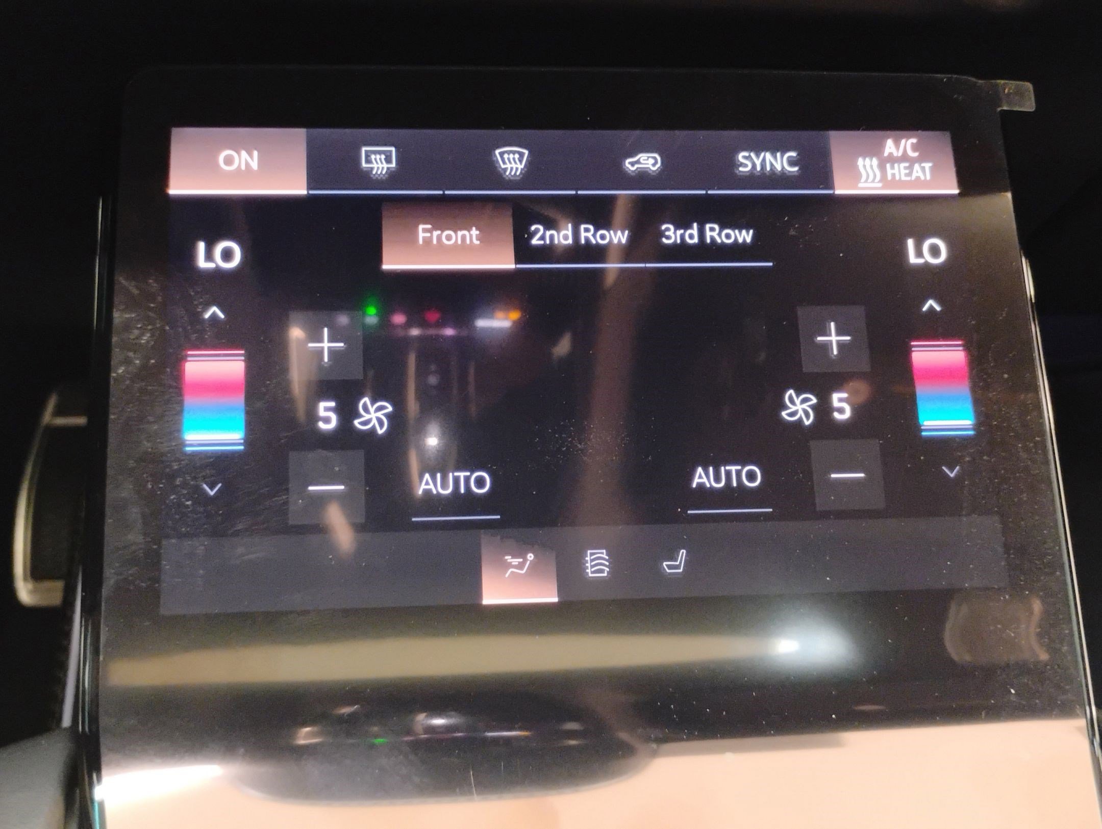 New 2026 Cadillac Vistiq Sport w/ LPO, Floor Liner Package image 37