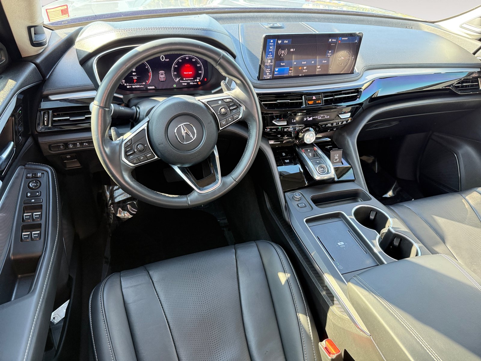 Used 2025 Acura MDX w/ Technology Package AWD/4WD image 15