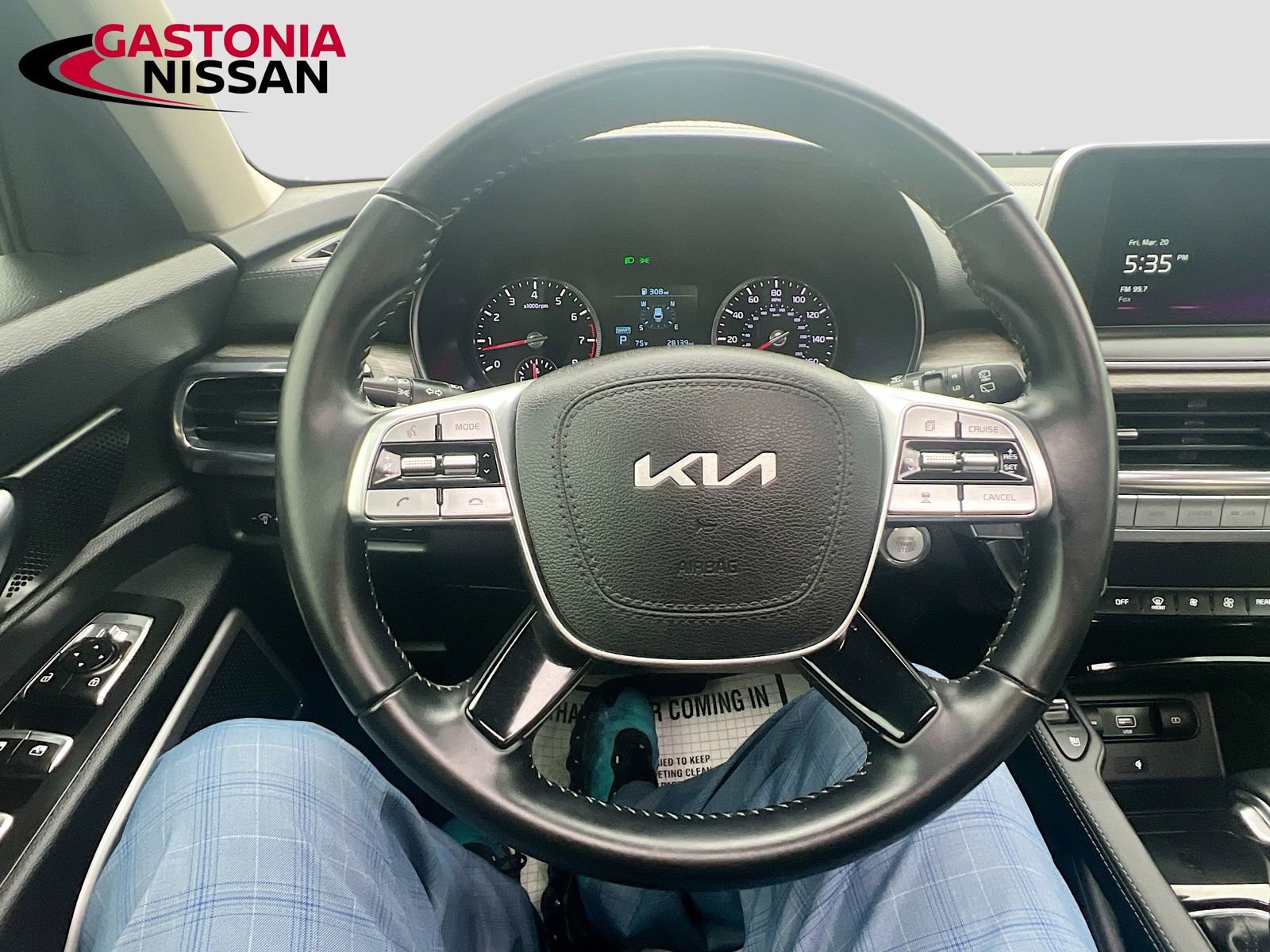 Used 2022 Kia Telluride EX image 14