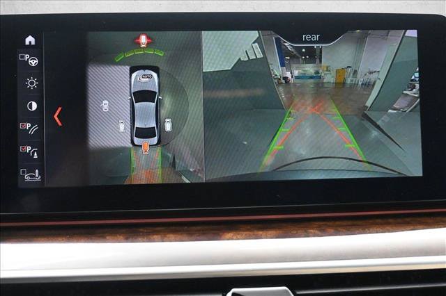 Used 2019 BMW 530i xDrive AWD/4WD image 15