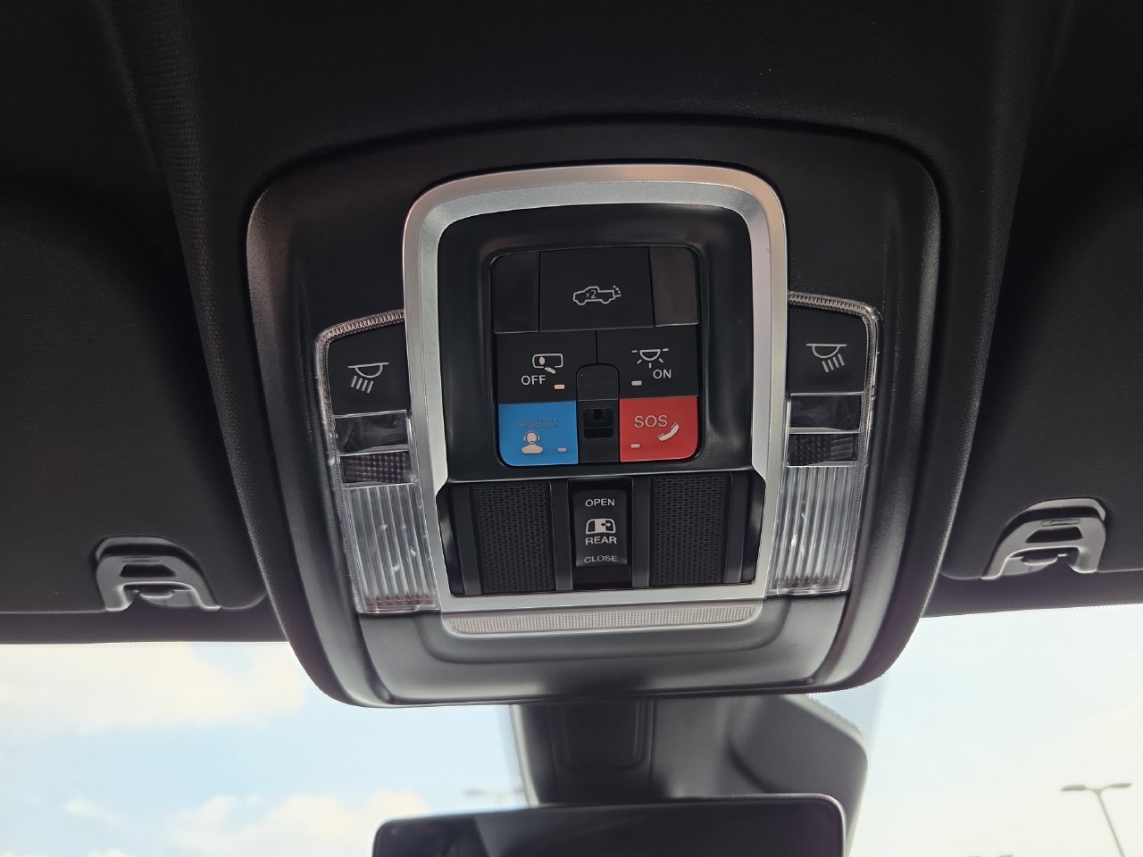 New 2026 RAM 1500 Laramie w/ Sport Appearance Package AWD/4WD image 24