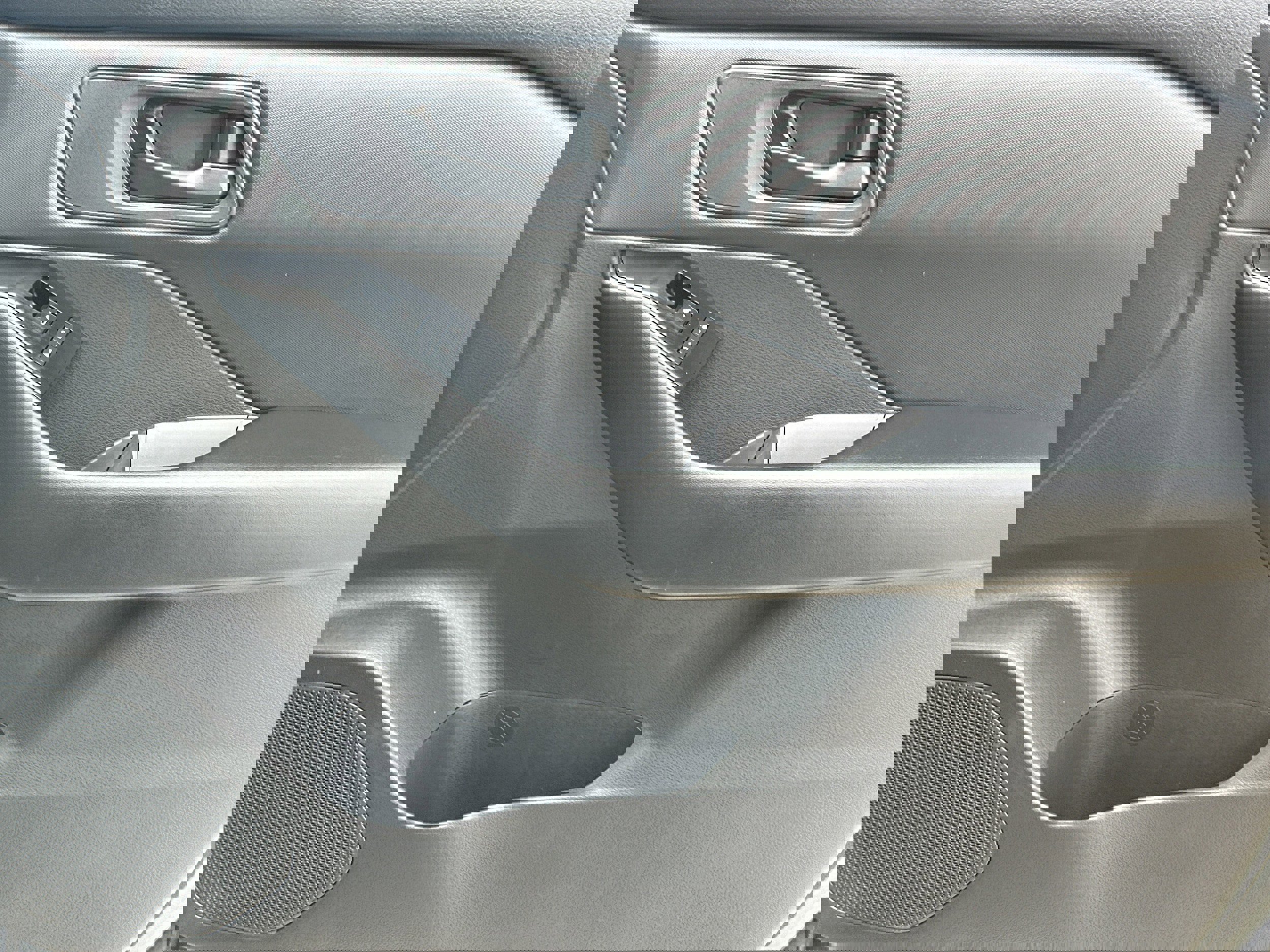 Used 2024 Nissan Rogue S image 14