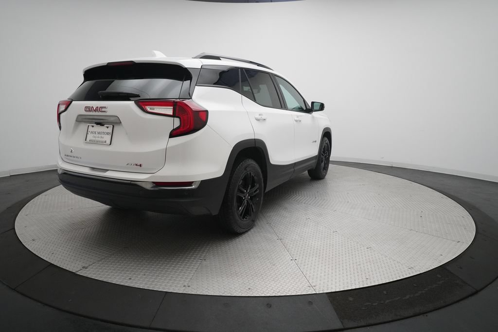 Used 2024 GMC Terrain AT4 AWD/4WD image 34