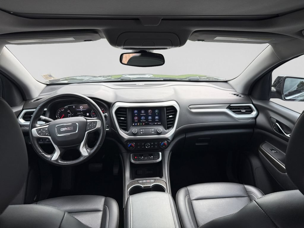 Used 2022 GMC Acadia SLT w/ Technology Package FWD image 14