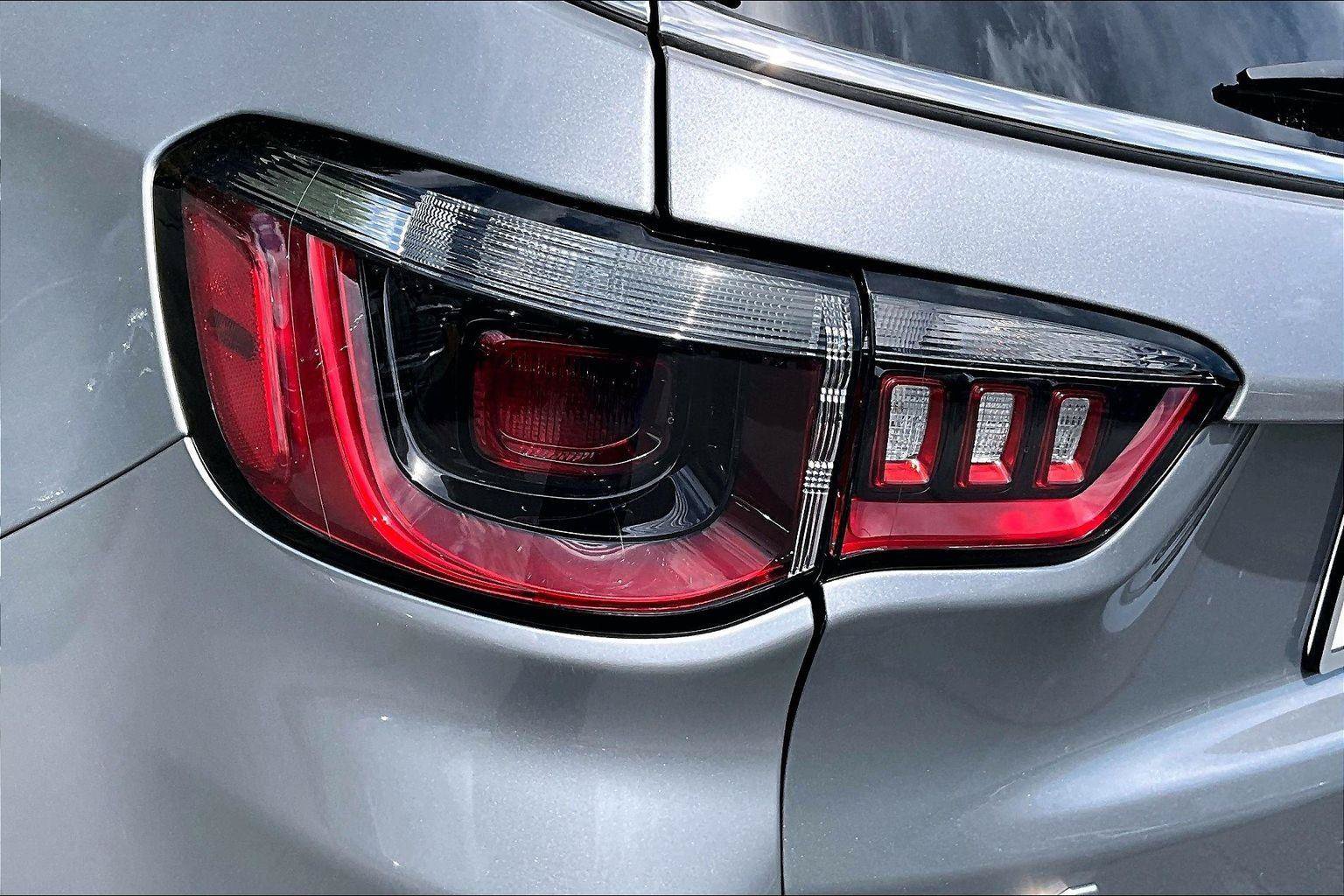 Certified 2022 Jeep Compass Latitude AWD/4WD image 30