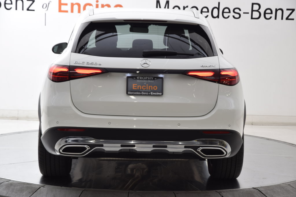 Certified 2025 Mercedes-Benz GLC 350e 4MATIC image 5