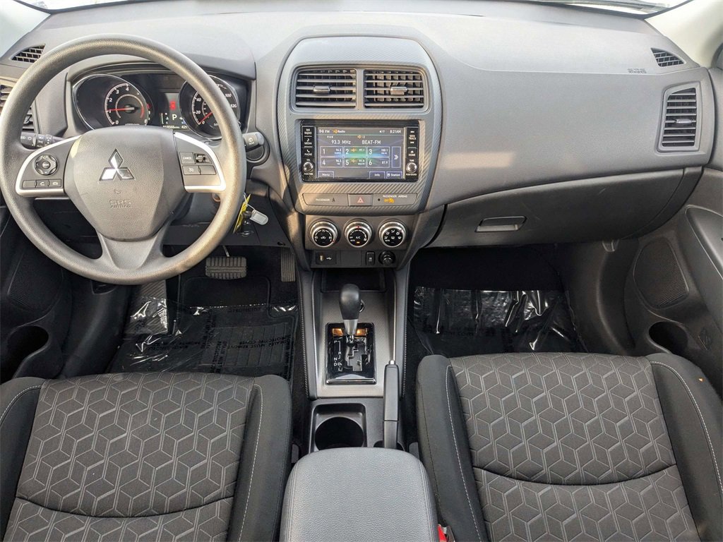 Used 2025 Mitsubishi Outlander Sport ES image 15