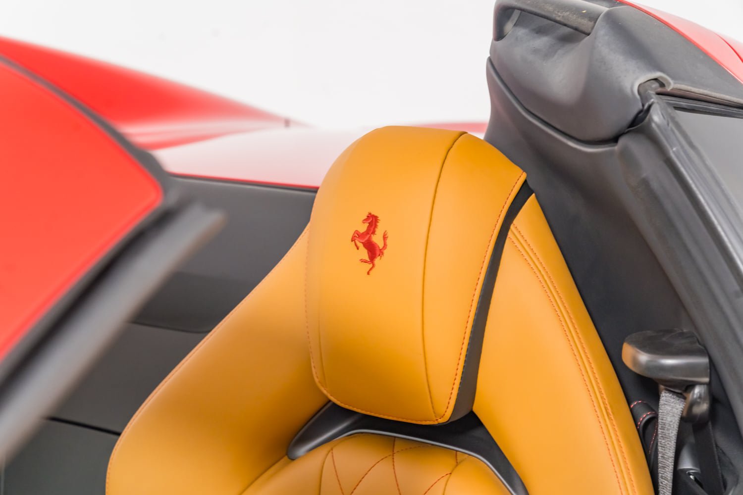Certified 2021 Ferrari 812 GTS RWD image 35
