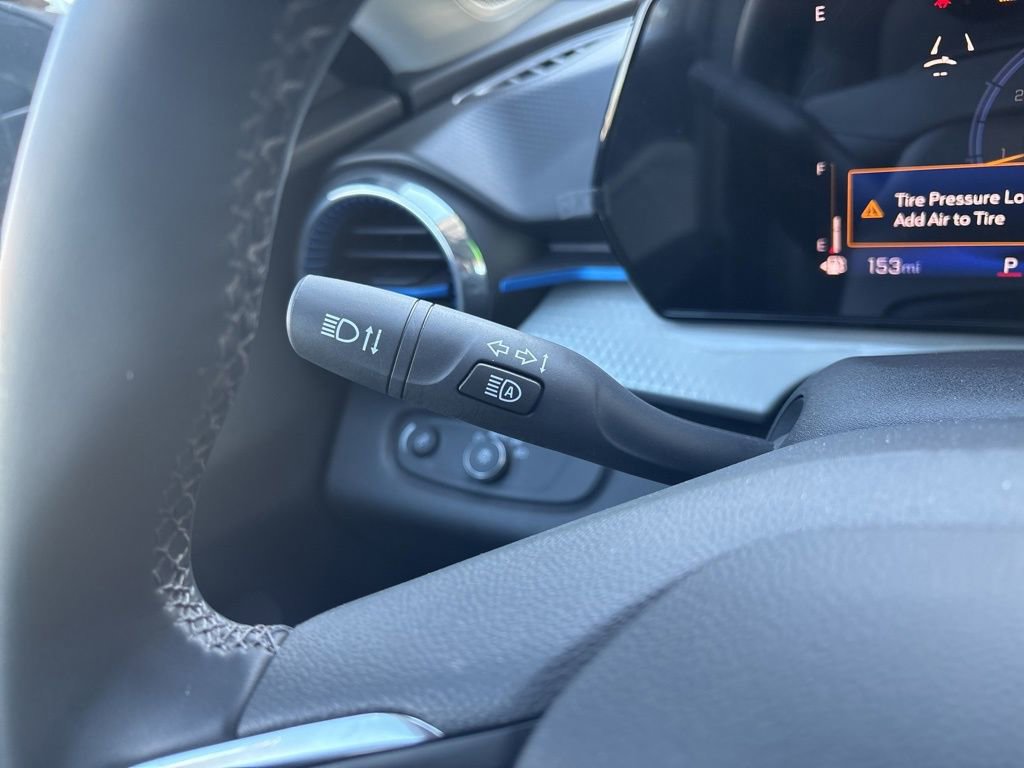 Used 2026 Chevrolet Trax LT w/ Driver Confidence Package image 23