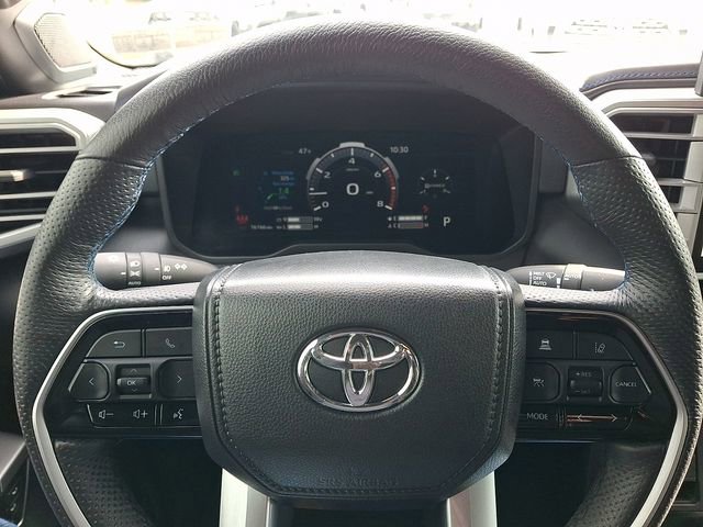 Used 2025 Toyota Tundra Platinum image 18