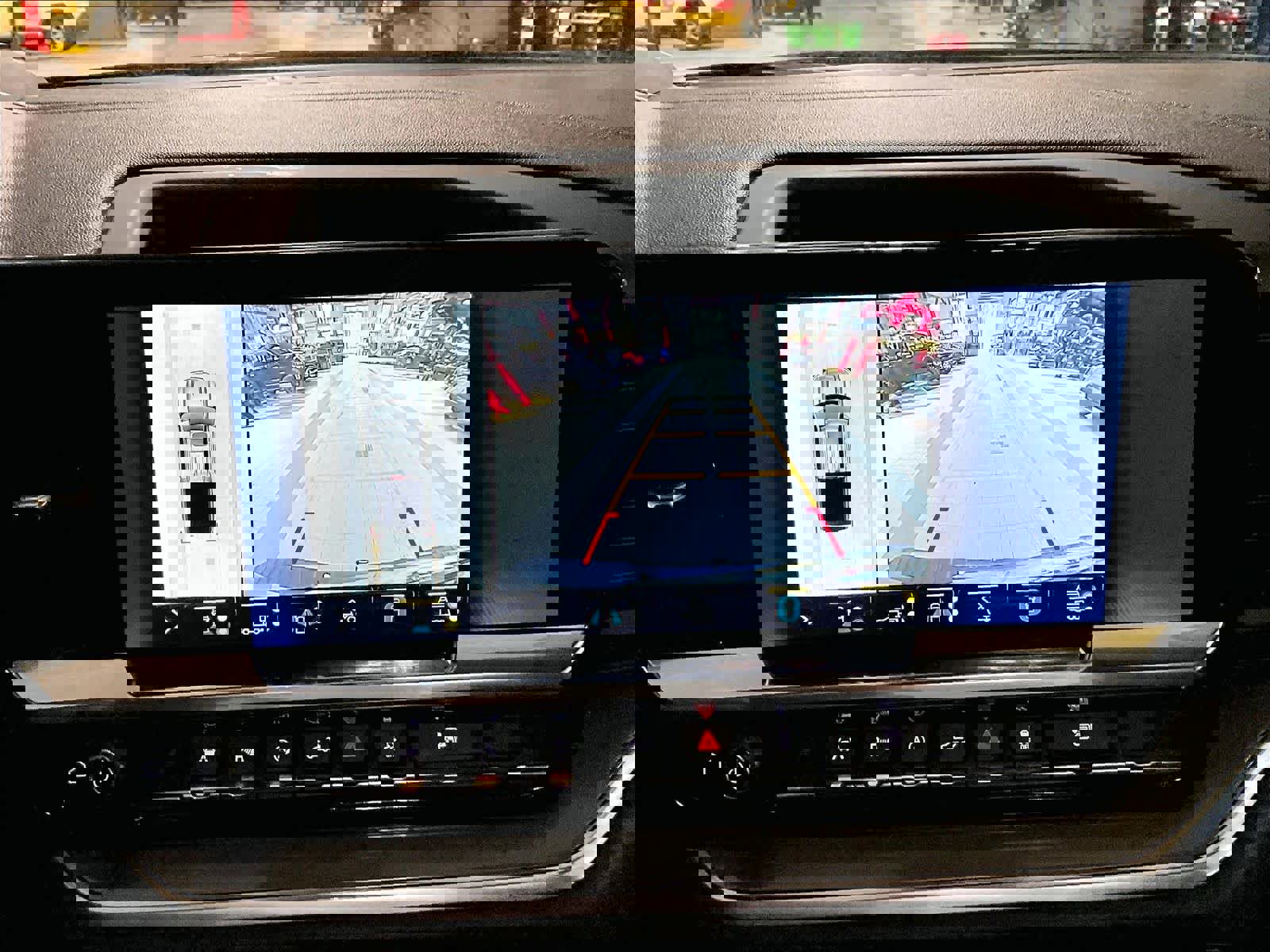 Used 2022 Chevrolet Silverado 1500 High Country w/ High Country Premium Package image 19