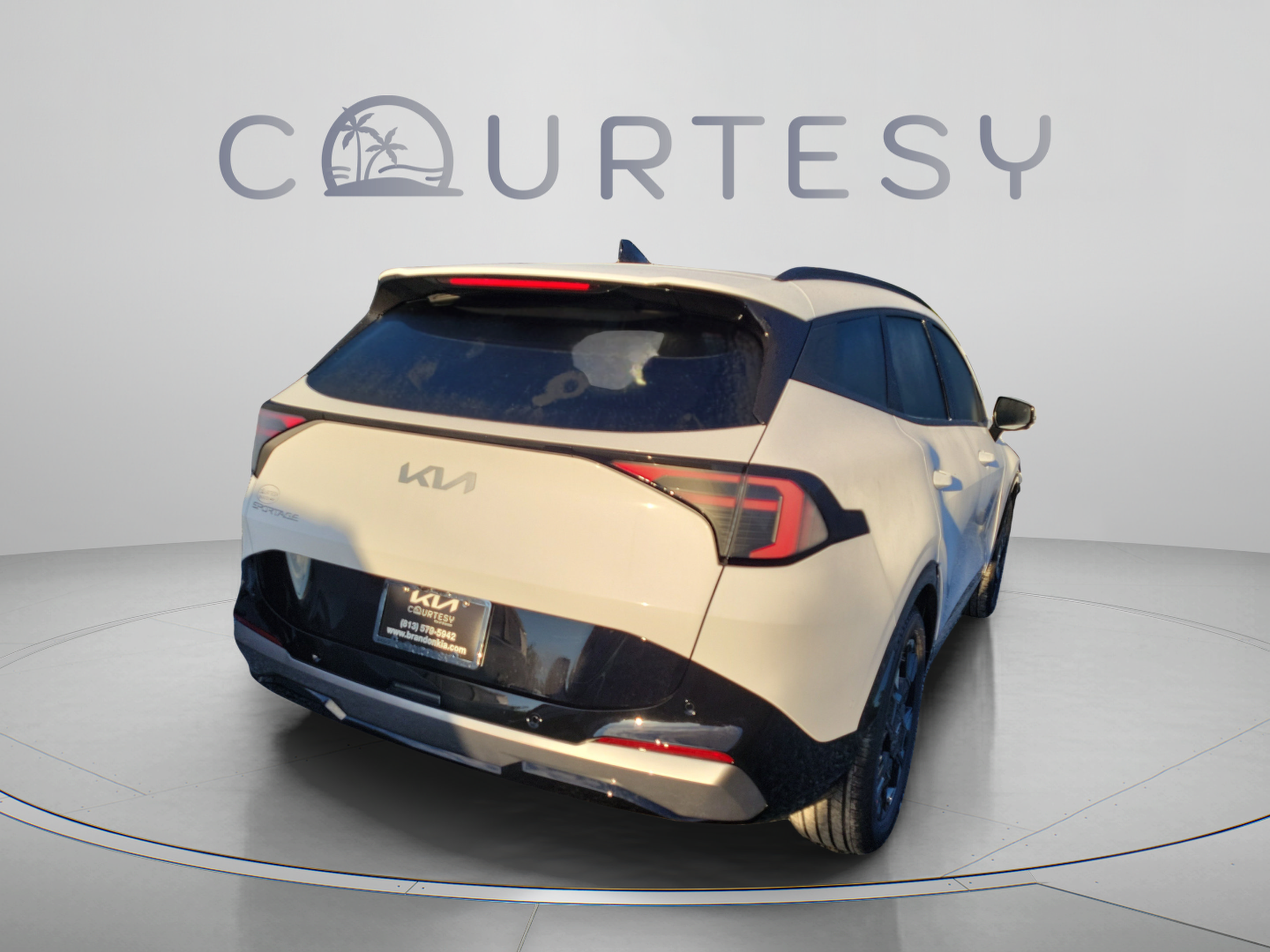 New 2027 Kia Sportage SX FWD image 3