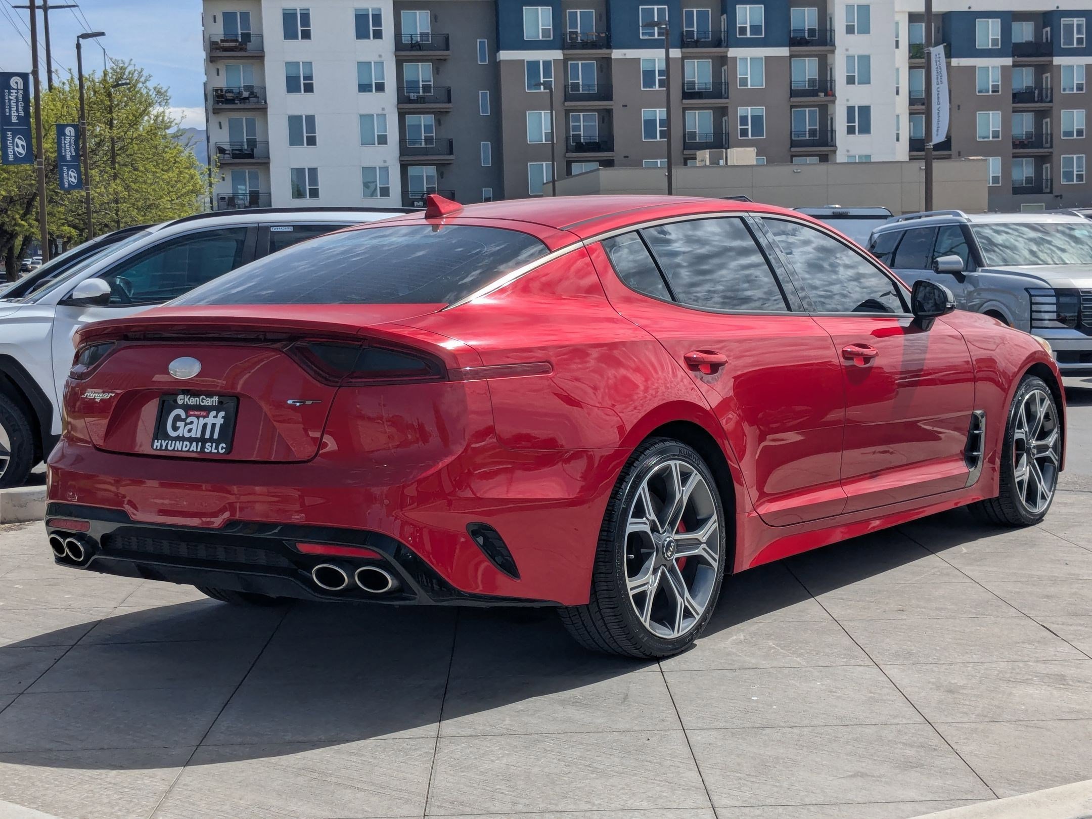 Used 2018 Kia Stinger GT image 3