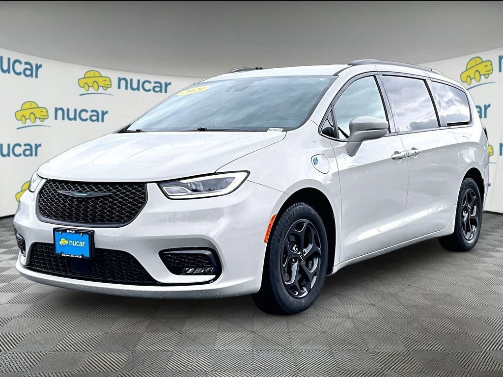 Used 2021 Chrysler Pacifica Touring w/ S Appearance Package FWD image 3